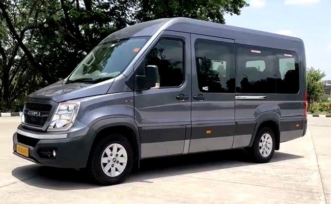 Urbania (10 Seater)